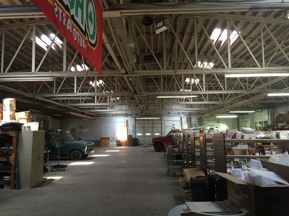 283 N Main St, Fredericktown, OH 43019